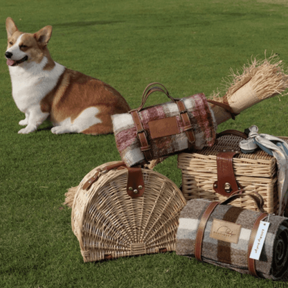 Little Dayz Boutique  Semi Round Picnic Basket-1973194210173652996