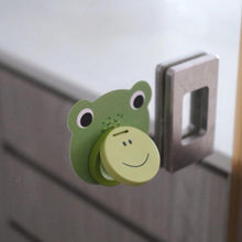 Oribel VertiPlay Wall Toy: Doorknocker-1973194206394585089